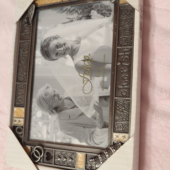 Fetco. 6x4. Frame. Love Cherish. Sale - Picture 2 of 3